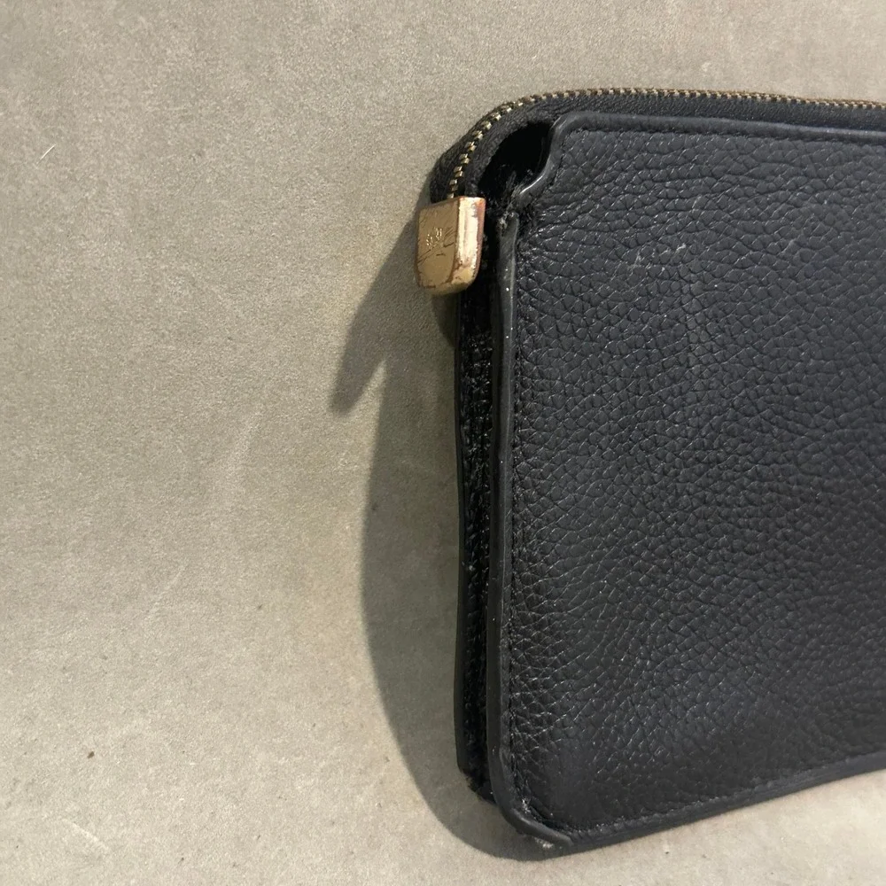 Coach Black Pebbled Leather Zip Top Wristlet Gold Logo Pouch Wallet